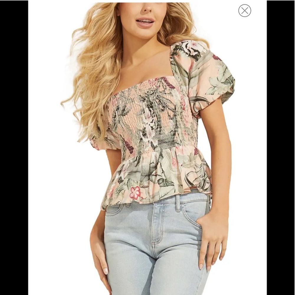 Guess Lindy Floral Smocked Linen Top new with tags. Size S